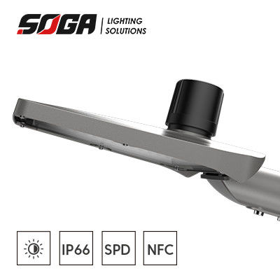 satın al Çeşitli Dış Aydınlatma Çözümleri için Alüminyum Konut IP65 LED Sokak Işığı online manufacture